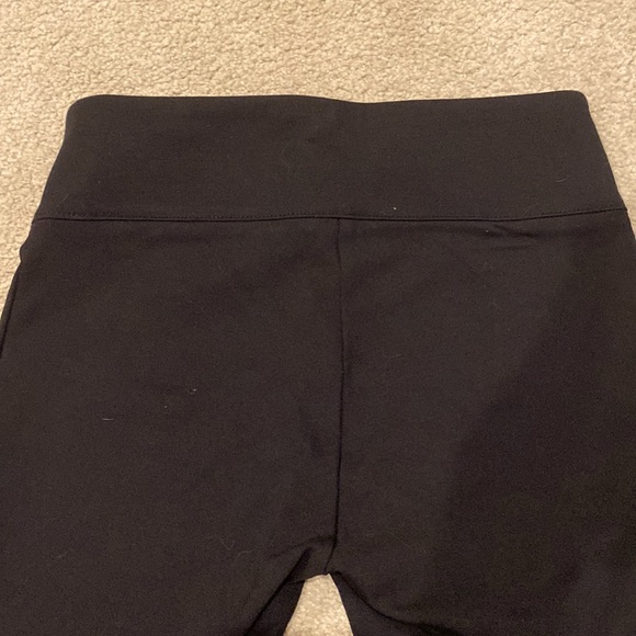 Mid rise legging with zip detail - Picture 3 of 3